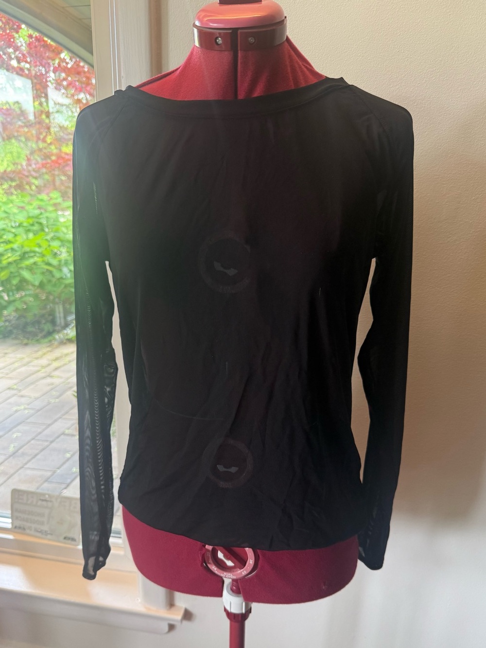 SHEER BLACK LONG SLEEVED TOP